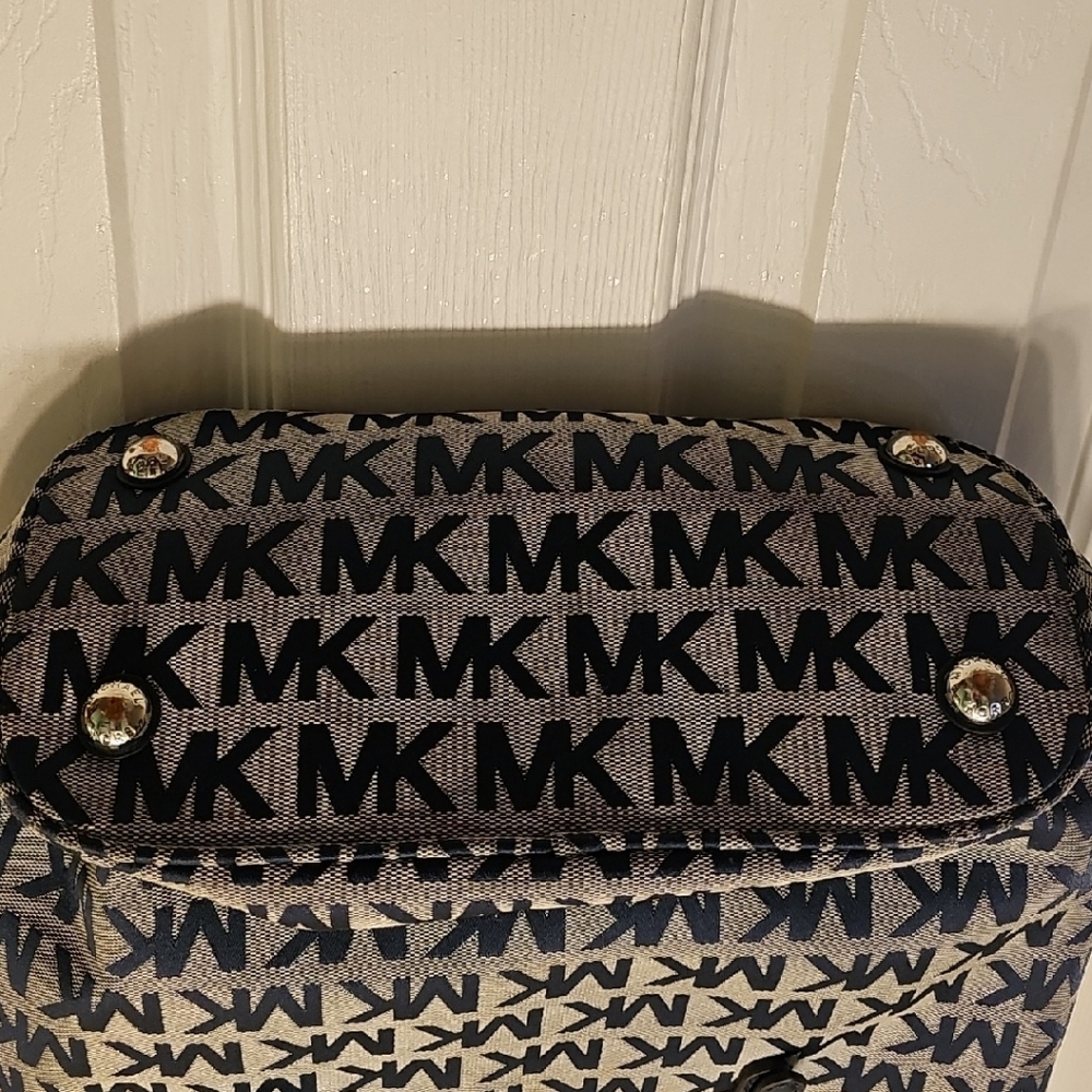 Michael Kors Navy and Gray MK Logo Tote with Front Flap Pocket - Picture 3 of 10